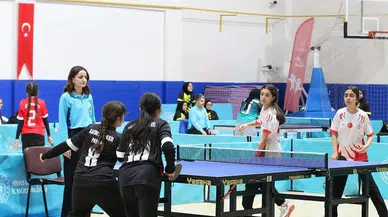 Sivas’ta Okul Sporları Masa Tenisi Heyecanı Zirve Yaptı