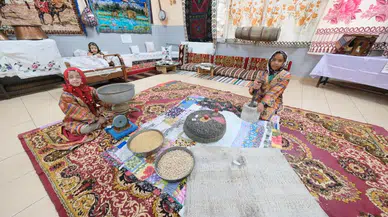 Sivas'ta Tozlu Sandıklar Açıldı! Görenleri Duygulandıran Asırlık Sergi!