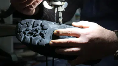 Sivas’ta yenisini alamayan tamir ettiriyor!