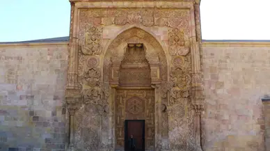 Divriği Ulu Camii ve Darüşşifası Hangi Sırları Barındırıyor