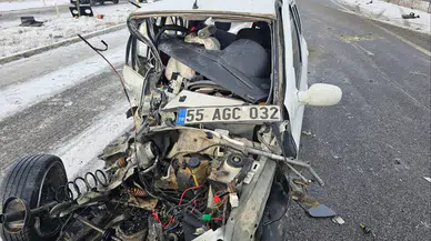 Sivas - Yozgat Karayolunda 3 Aracın Karıştığı Feci Kaza!