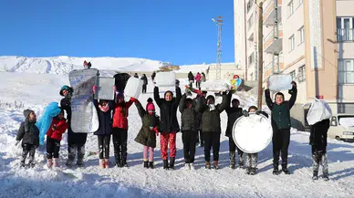Sivas'ta kışın tadını çocuklar çıkartıyor