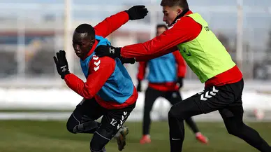 Sivasspor Galibiyet İçin Hazırlanıyor: Soğuk Hava, Sıcak Hedef