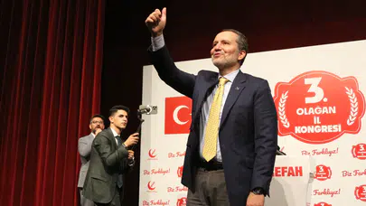 Erbakan Sivas'tan Seslendi! O İki İsme Asla Güvenmeyin!