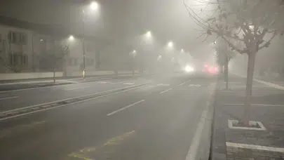 Gözü Görmüyor! Sivas'ta Sis Kabusu Geri Döndü!