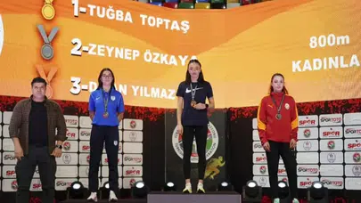 Sivaslı Atlet İstanbul’da Kürsüye Çıktı