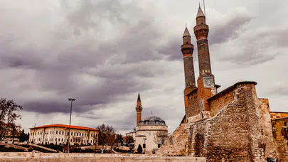 Sivas İl Olmadan Önce Hangi Eyalete Bağlıydı?