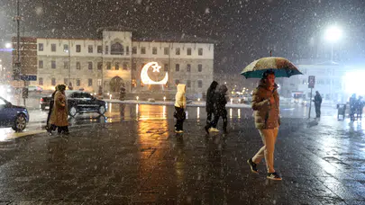 Sivas’ta Beklenen Kar Yağışı Şehir Merkezinde Etkili Oldu!