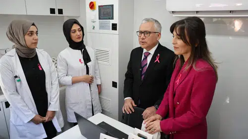 Sivas’ta kanser tarama rekoru: Mobil araç iş başında!