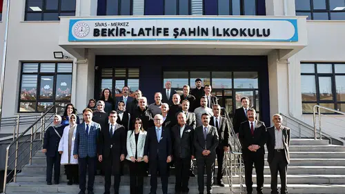 Sivas’ta eğitime yeni bir nefes: Bekir-Latife Şahin İlkokulu açıldı