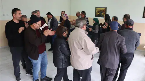 Bu Görüntüler Sadece Sivas'ta! Sağlıkçılar Ele Ele, Coşku Dorukta!