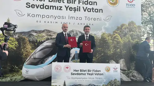 Sivas-Ankara'dan İstanbul’a: Her yolcuya fidan kampanyası