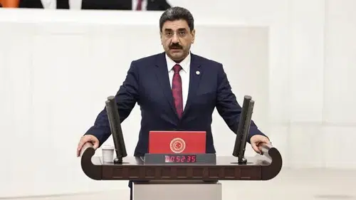 Aksu'dan Karasu'ya Sert Tepki! Sivas Siyasetine Yakışmıyor!