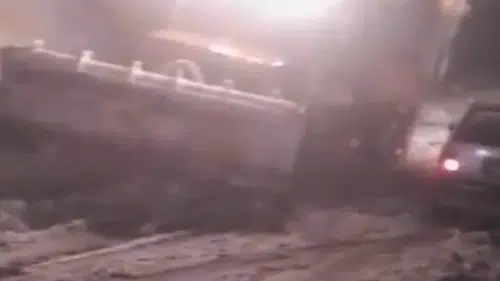 Sivas-Hekimhan trafiğe kapandı!