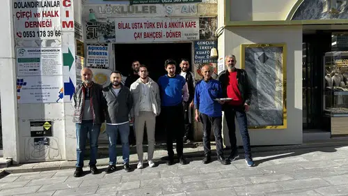 Komşu Şehrin Göbeğinde Teksas Kanunları! Esnaf Korkudan Müdahale Edemiyor!