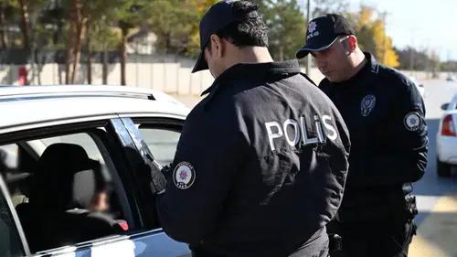 Okul Çevrelerinde Geniş Çaplı Soruşturma! 415 Kişi Sorgulandı!