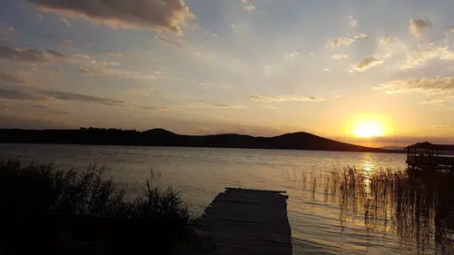 Burası Türkiye’nin Unutulmuş Cenneti Sivas’ta Keşfedilmeyi Bekleyen Göl !