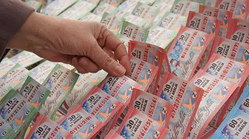 Milli Piyango Yılbaşı İkramiyesi Ne Kadar? Sivas'ta O Yılbaşı Biletleri Satışa Çıkıyor!