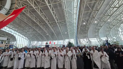 Gözyaşları ve Dualar Eşliğinde Kutsal Topraklara