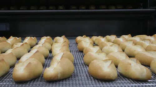 Soğuk Havalar Sivas'ta Ekmek Tüketimini Artırdı