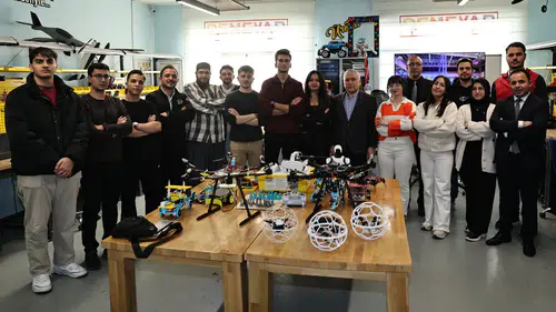 Sivas’ta Geleceğin Mühendisleri ve Sanatçılarıyla Buluşma