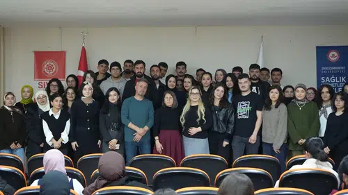 Sivas'ta diş protezinde yeni teknolojiler ele alındı
