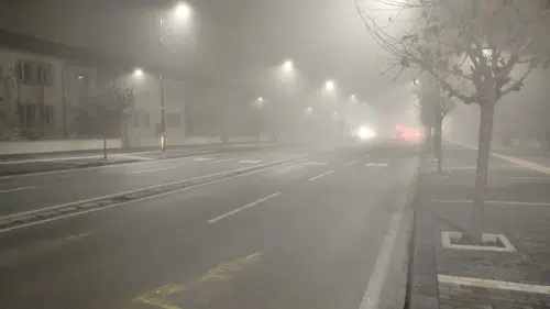 Gözü Görmüyor! Sivas'ta Sis Kabusu Geri Döndü!