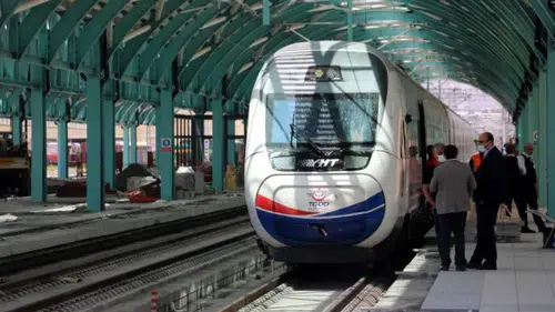 Sivas hızlı tren yönetiminde merkez olamadı!