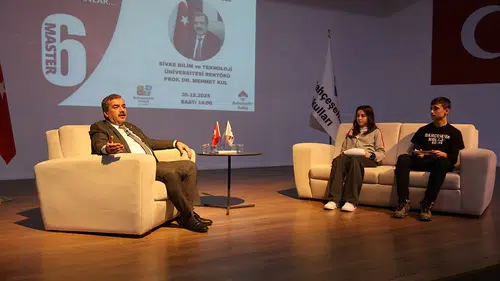 Sivas BTÜ Rektörü Kul Kariyer Söyleşisi'nde öğrencilere ışık tuttu