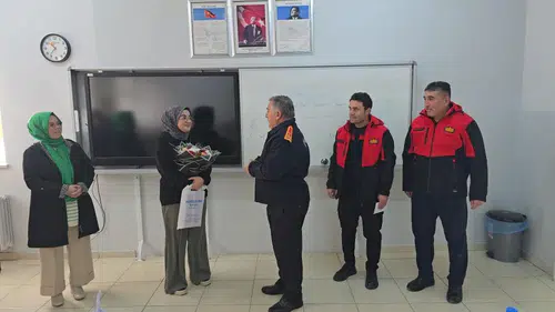 Bir mektupla başlayan bu hikaye okulda duygusal anlara sahne oldu