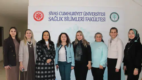 Sivas Cumhuriyet'te Ebelik Öğrencilerinden Heyecan Dolu Turnuva