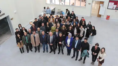 Sivas'ta Aile Temalı Posta Sanatı Bienali Sanatseverlerle Buluştu