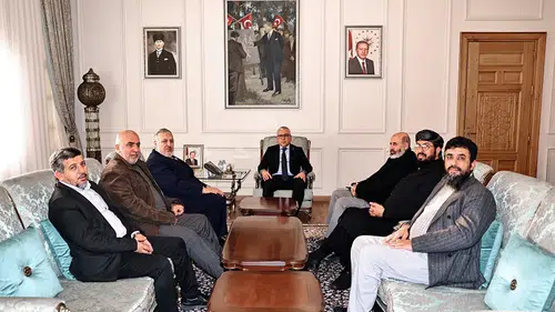 Sivas’ta İslam Dünyasından Önemli İsimler Bir Araya Geldi