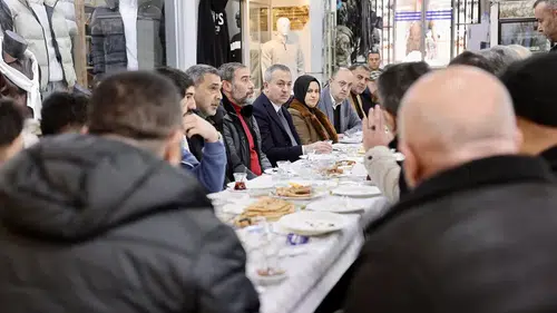 Sivas'ta Başkan Uzun Çarşı esnafıyla buluştu