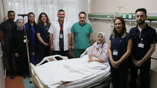 Sivas Devlet Hastanesi Üroloji Ekibi tarihe geçti