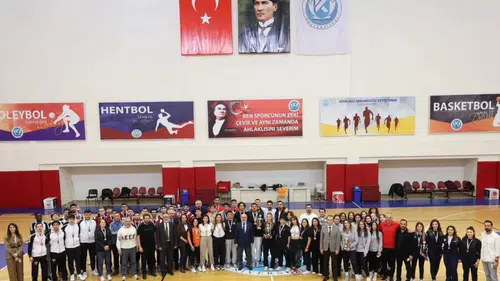 Üniversiteler Arası Basketbol Şampiyonası'nda Heyecan Dolu Final