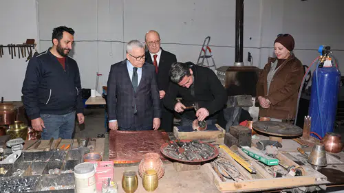 Sivas'ta Bakır Sanatı Canlanıyor! Vali Şimşek Üretimin Merkezindeydi!