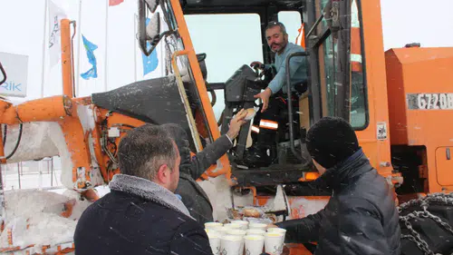 Kar yağışı Taşlıdere’de etkili oldu, Sivas Belediyesi sahadaydı