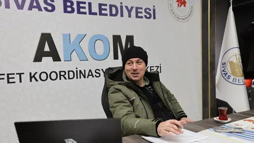 Sivas’ta Kar Yağdı Ama Hayat Aksamadı: Başkan AKOM'da