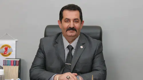 Eğitimde Atatürk Mesaisi! Sezerer'den Sert Tepki: Bu Bir Karne Sürprizi Değil, Hafıza Silme Girişimi!