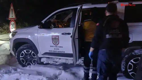 Sivas'ta Yolları Kardan Kapalı Köyde Düşerek Yaralandı! Ekipler Seferber Oldu!