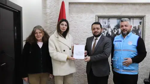 Sivas'ta Sergiden Elde Edilen Gelir Gazze'ye Bağışlandı