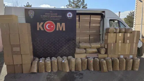 Zehir Tacirlerine Sivas'ta Ağır Darbe!