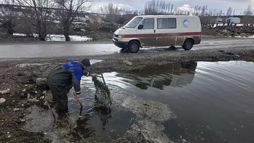 Sivas'ta Sel Baskını: Çiftçi Hem Şükrediyor Hem Endişeli