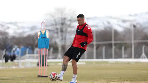 Sivasspor’da Geri Sayım: İstanbul Kampı Başlıyor