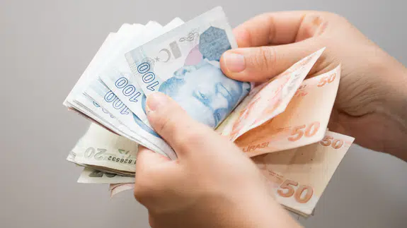 Öğrenciler İçin Günlük 1.000 TL Destek!