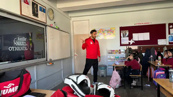 Sivas'ta Tam 65 Okulda Geleceğin Şampiyonları İçin Düğmeye Basıldı!