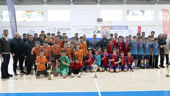 Sivas Okul Sporlarında Final Günü: Şampiyonluk Maçıyla Sezon Kapandı