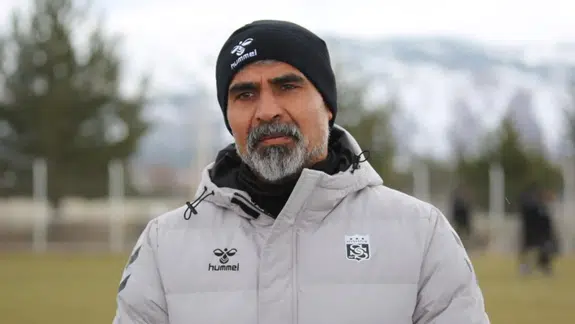 Sivasspor'da İsmet Taşdemir Sessizliğini Bozdu! Sakatlık Bilmecesi Çözüldü mü?