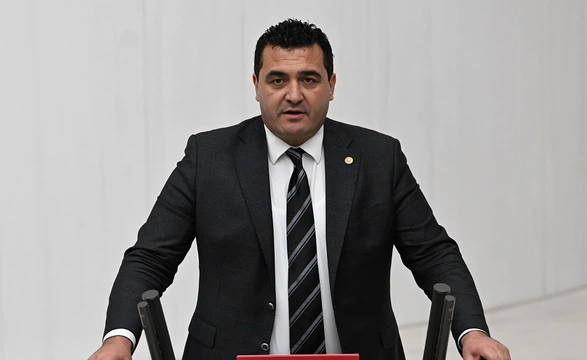 CHP’li Karasu: “Esnafın sırtına bir yük daha bindiriliyor”